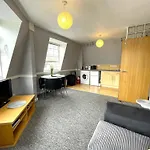 Super Central Apartment In Heart Of The City