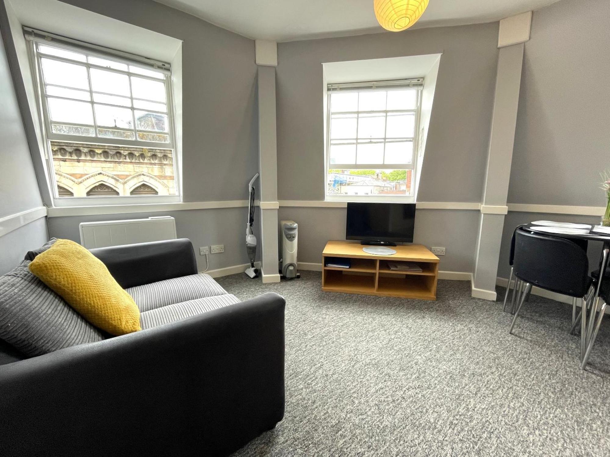 Apartment Super In Heart Of The